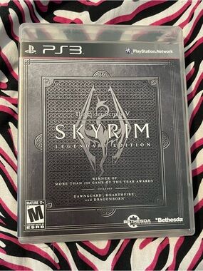 The Elder Scrolls V: Skyrim Legendary Edition (PS3) - Black